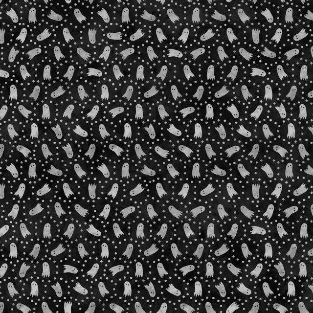 Spooky Hallow from Maywood Studios - 1/2 Yard Ghosts on Black - Halloween